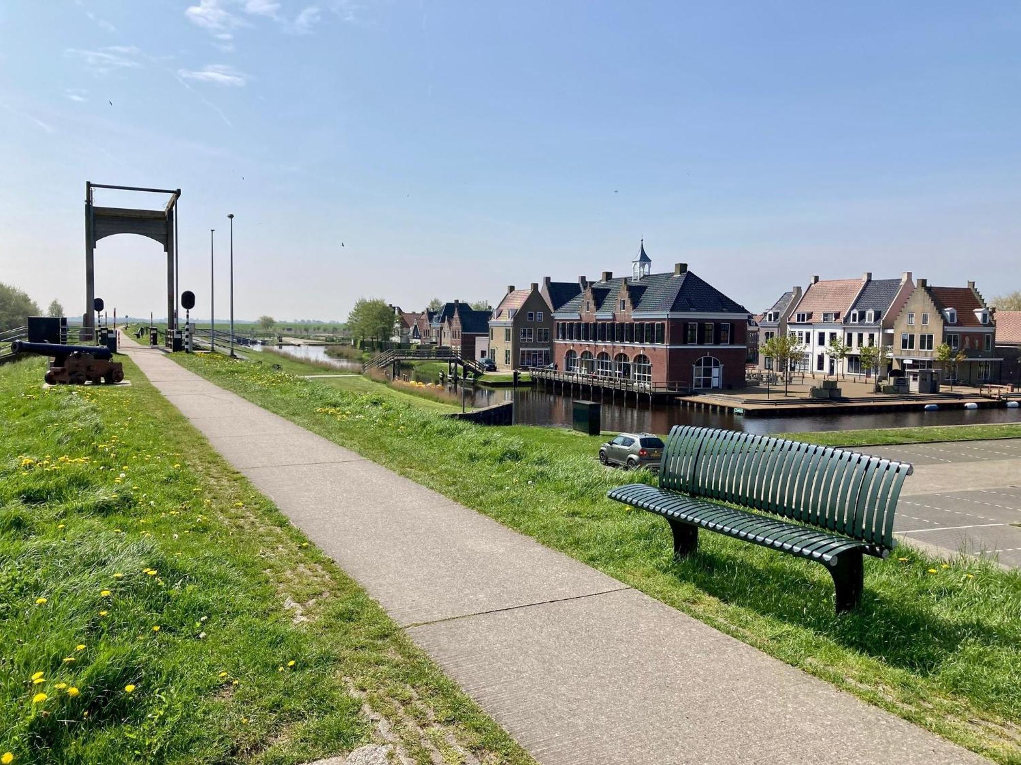 "Heleen" 6 Pers, Lauwersmeer Waterfront, Full Equipped And Modern Anjum Eksteriør billede